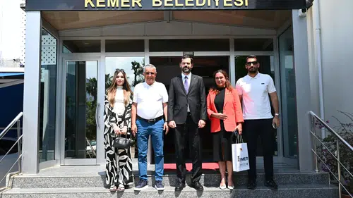 Ukraynalı Savaş Mağduru Çocuklara Kemer'de Tatil Sürprizi