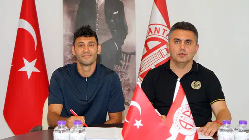 Antalyaspor’da Kaptan Veysel Sarı İle "Devam" Kararı