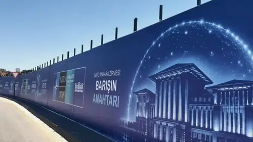 Ankara’daki NATO Zirvesi’nde Akreditasyon Krizi Bağımsız Medyaya 'Gerekçesiz' Engel