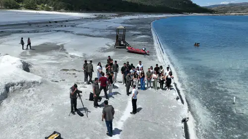 Burdur'da Geleceğin Ormancıları Salda Gölü'nün Ekolojik Sırlarını Keşfetti