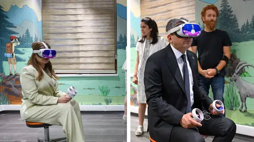 Vali ve Başkan Vekili Eco-DigiTalya'da VR Gözlük Kullandı