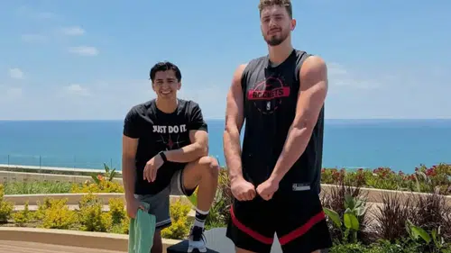 NBA Yıldızı Alperen Şengün Sezon Yorgunluğunu Belek'te Attı