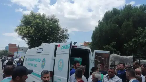 Balayında Kayalıklardan Denize Atlayan Damat Kurtarılamadı