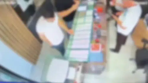 Çaldığı Altınları Bozdururken Kameraya Yakalandı! 12 Suç Kaydı Ortaya Çıktı