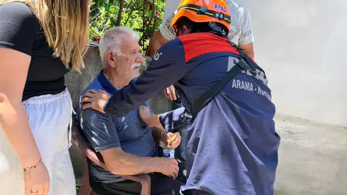 Hatay'da Kayıp Parkinson Hastası Evinin Yakınında Bulundu