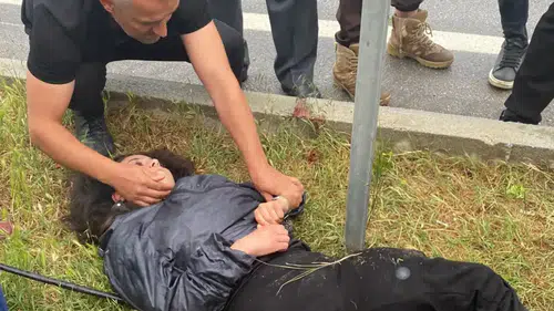 Isparta'da Motosiklet Kazası: Kaygan Zemin Kazaya Davetiye Çıkardı