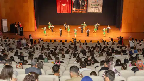 Manavgat Belediyesi Kreş Minikleri Mezuniyet Heyecanı Yaşadı
