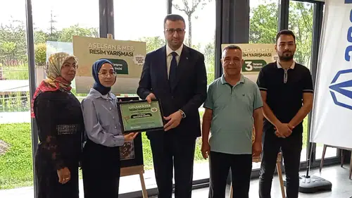 Burdurlu Öğrenci Rakiplerini Geride Bırakıp Birinci Oldu
