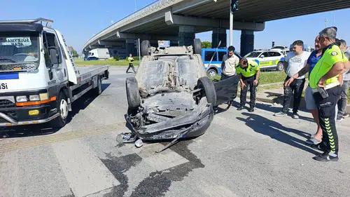 Manavgat’ta Otomobil Takla Attı! Sürücü Burnu Bile Kanamadan Kurtuldu