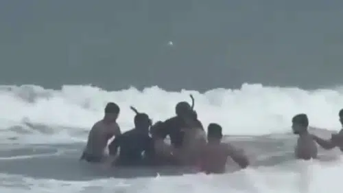 Dalga Uyarısına Rağmen Denize Giren 17 Yaşındaki Genç Hayatını Kaybetti