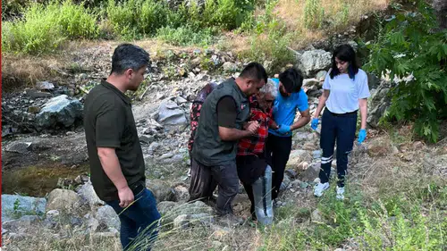 Adana'da Kayalıklardan Düştü, Ormancılar Kurtardı!
