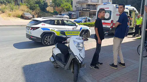 Manavgat’ta Trafik Kazası: 2 Kişi Hastaneye Kaldırıldı