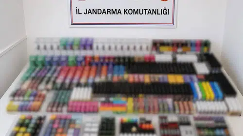 Alanya'da Kaçak Tütün ve Elektronik Sigara Baskını