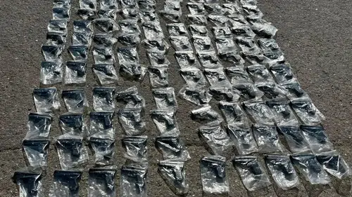 Yolcu Otobüsünde Dev Cephanelik Yakalandı