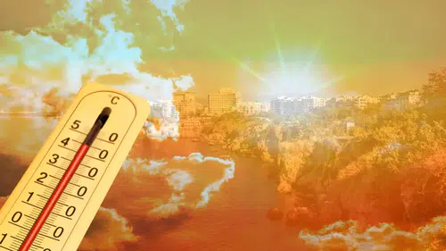 Antalya'da Sahil Şeridi Kıpkırmızı! Sıcaklık Yükseliyor