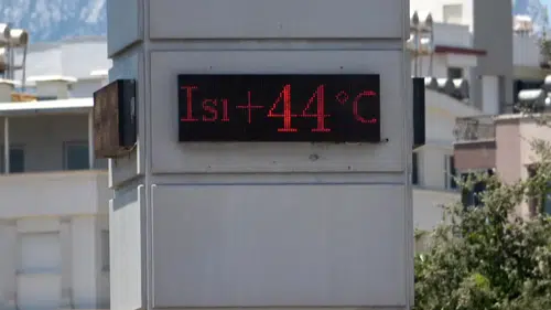 Antalya Kavruluyor! Termometreler 44 Dereceyi Gördü