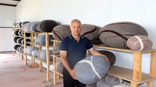 Geleneksel Keçecilik Sanatı Ev Dekorasyonunda Modern Çağını Yaşıyor