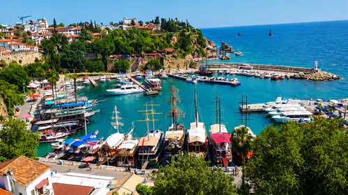 Kaleiçi'nden Akdeniz'in Mavisine Tekne Yolculuğu