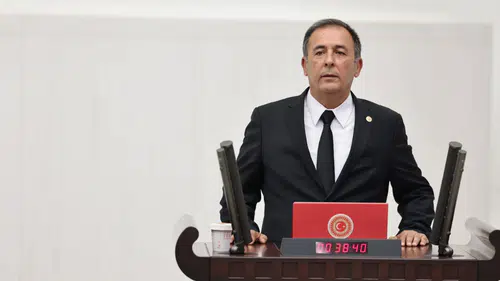 CHP'li Mustafa Erdem'den Torba Kanuna Sert Tepki