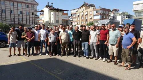 Kepez'de Pazar Krizi: "Yerimiz Daraldı" Diyen Esnaf Tezgah Açmadı