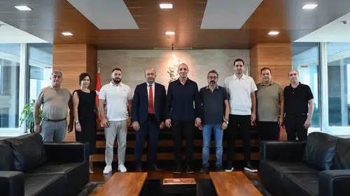 Konyaaltı'da Belediye İş Sendikası ile Toplu İş Sözleşmesi: En Düşük Günlük Yevmiye 3 Bin TL Oldu