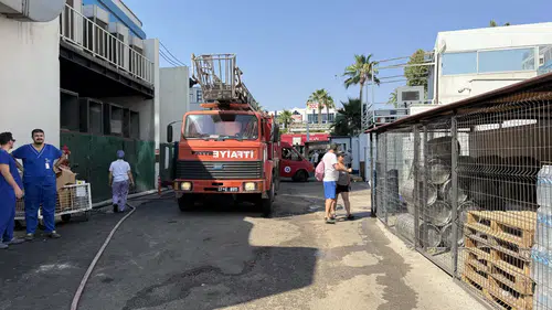 Alanya'da 5 Yıldızlı Otelde Korku Dolu Anlar: Depodan Yükselen Alevler Paniğe Yol Açtı