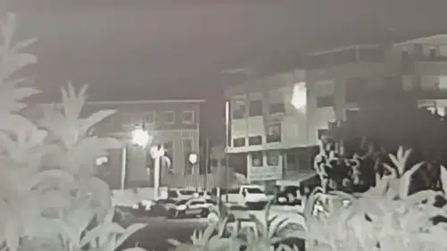 Balkondan Atılan Yanan Bez Atölyeyi Kül Etti: Facia Ucuz Atlatıldı!