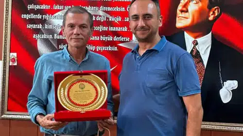 Korkuteli'de Duygusal Veda: Fatma-Mehmet Cadıl Fen Lisesi Müdürü Emekli Oldu