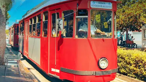 Müze Çalışma Grubu'ndan Nostalji Tramvayı İçin İmza Kampanyası