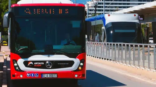 Antalya'da Temmuz Ayında Yolcu Sayısı 8.5 Milyon Oldu