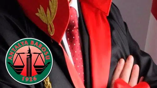 Antalya Barosu'ndan İktidara 'Gazi' Çağrısı! "Barikat Değil, Adalet Borçluyuz"