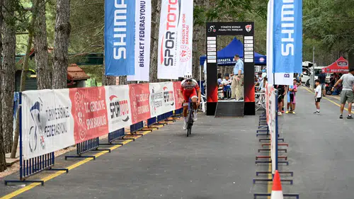 Isparta'da Pedal Heyecanı: 450 Sporcu Gölcük'te Buluştu