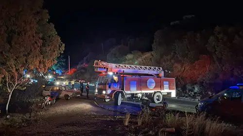 Gazipaşa’da Geceyi Alevler Aydınlattı! D400 Kapatıldı, Yangın Kontrol Altına Alındı
