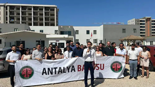 Mahkeme Mahkemelik Oldu