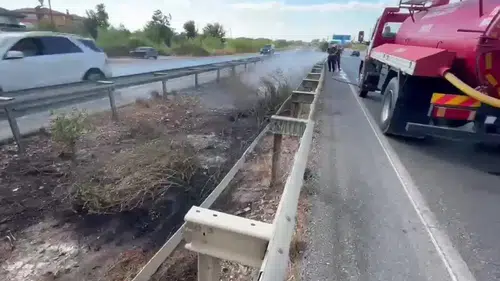 Araçtan Atılan İzmarit Manavgat'ta Faciaya Davetiye Çıkardı