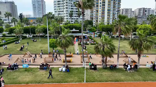 Mersin'in Kalbindeki Kültür Park, Yapılan Bakım Çalışmalarıyla Daha Konforlu Hale Getiriliyor