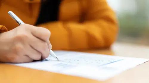 Antalya'da YKS Adaylarına Fırsat: ATABEM Ücretsiz Üniversite Hazırlık Kursu Başvuruları Açıldı