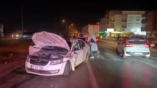 Manavgat Ilıca-Kumköy Kavşağında Kavşaktaki Dikkatsizlik Hastanede Bitti