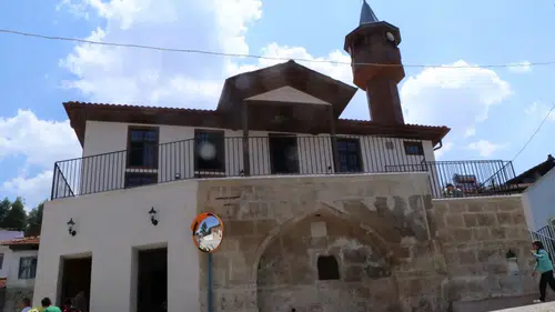 Burdur'da 181 Yıllık Hecin Dede Camii Yeniden Kapılarını Açtı