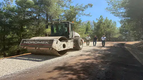 Ulaşımda Güven Artıyor: Kemer Yaylaları Yepyeni Yollara Kavuşuyor