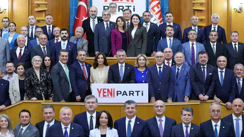 YENİ Parti Milletvekili Grubu'ndan Özgür Özel'e Tam Destek