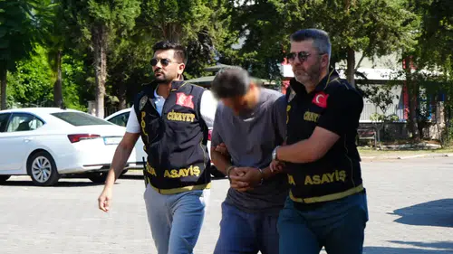 Antalya Havalimanı'nda Sevgilisini Öldüren Emekli Polis Adliyede