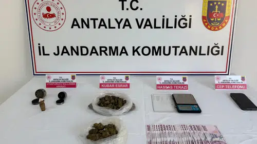 Serik'te Uyuşturucu Operasyonu! 1 Kilodan Fazla Skunk Ele Geçirildi