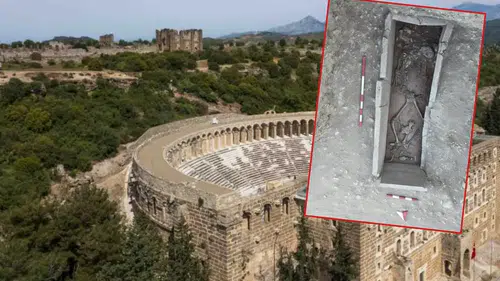 Doğu Nekropolis'te 2 Bin 500 Yıllık Güreşçi Mezarı Bulundu