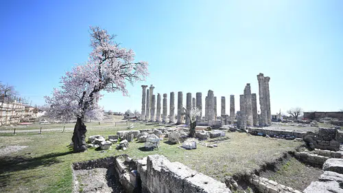 2 Bin 300 Yıllık Uzuncaburç Antik Kenti Arkeoköy Projesiyle Canlanıyor