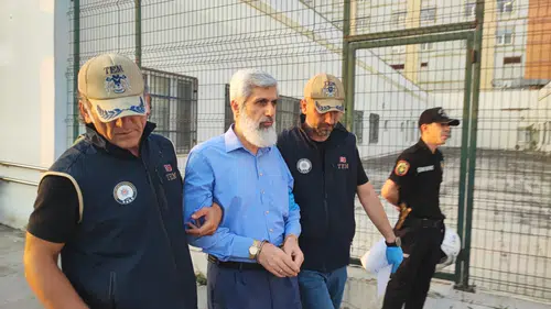 Kuytulculara Şafak Operasyonu: Alparslan Kuytul ve Eşi Gözaltına Alındı