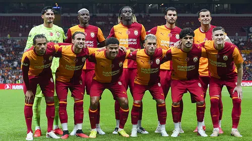Galatasaray - Villarreal Maçı Olaylı Başladı! 6 Dakikada Tam 4 Büyük Olay!
