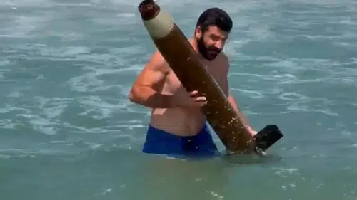 Sahilde Roket veya Füze Parçasını Andıran Gizemli Cisim Paniği!