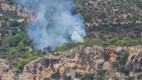 Kaş’ta Korkutan Yangın! Ekiplerin Müdahalesi Felaketi Önledi