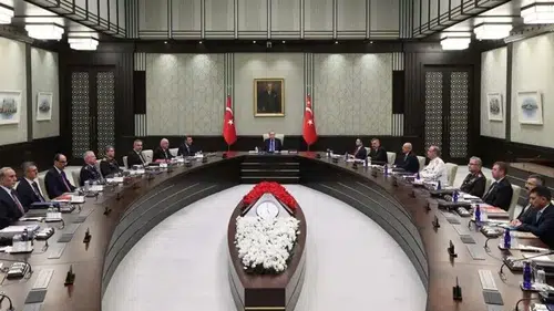 Saray'da Gündem Savaş ve Terör! MGK'dan 8 Maddelik Kritik Bildiri!